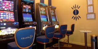 Tampilan antarmuka Mesin Arcade di platform jalatogel dengan tombol putar dan layar hasil permainan